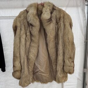 Vintage Luxurious Tan Fur Coat